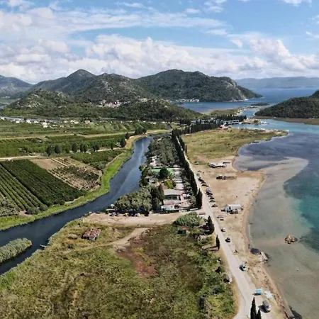 Apartmani Boras Metković Esterno foto